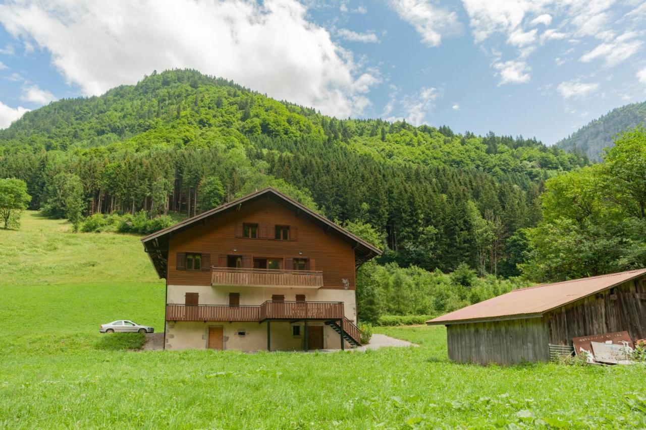 Grand Appartement Proche Gd Bornand Glieres-Val-de-Borne Εξωτερικό φωτογραφία